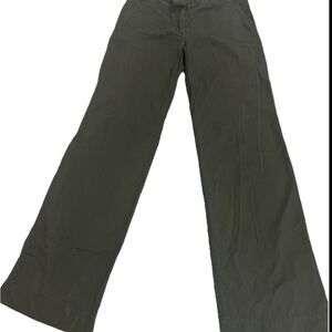 J.Crew Chino Pants Womens 2R Olive Green Weathered Classic Twill Flat Front